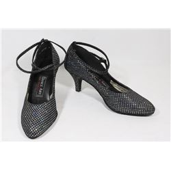 LADIES BALL ROOM OR EVENING SHOES, MADE IN GERMANY