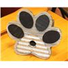 Image 1 : NEW MEDIUM SIZED WOOD LIKE DOG PAW PRINT