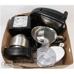 LOT OF SMALL KITCHEN APPLIANCES, INCLUDES COFFEE