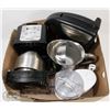 Image 1 : LOT OF SMALL KITCHEN APPLIANCES, INCLUDES COFFEE