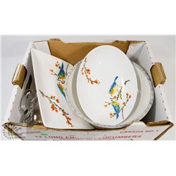 LOT OF DECORATIVE MICROWAVE SAFE DISHES