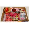 Image 1 : FLAT WITH GIRLS THINGS