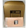 Image 1 : CASE OF 30 LIGHT PINK TISSUE TOP TABLECLOTHS