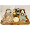 Image 1 : FLAT OF HOUSEHOLD DECORATIONS