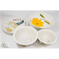 4 HEAVY GLASS BOWLS INCLUDING PYREX.