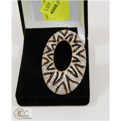 RHINESTONE BROOCH FROM THE ESTATE