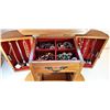 Image 2 : 11)  DELUXE JEWELRY BOX & CONTENTS