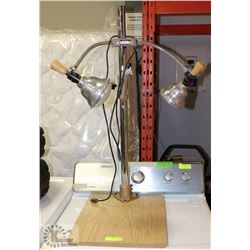 FOTOLITE DOUGLE LAMP ON STAND