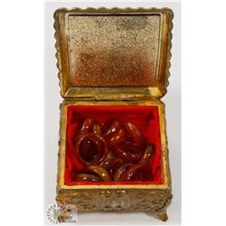 VINTAGE JEWELRY BOX FULL OF STONE RINGS