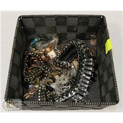 LOT OF ASSORTED JEWELRY