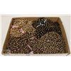 Image 1 : FLAT OF ASSORTED NECKLACES MADE IN THE PHILIPPINES