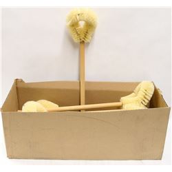 BOX OF 12 TOILET BURSHES