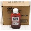 Image 1 : CASE WITH 8 BOTTLES OF CHERRY GOJO