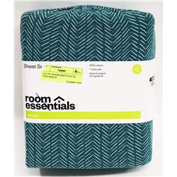 LOT OF 2 ROOM ESSENTIALS XL TWIN SHEETS
