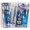 Image 1 : BAG OF ASSORTED ORAL B  TOOTHBRUSHES