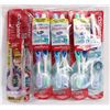 Image 1 : BAG OF COLGATE TOOTHBRUSHES