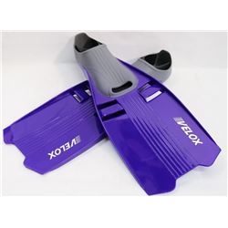 NEW VELOX SZ LARGE BLUE SCUBA FLIPPERS