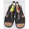 Image 1 : SANDAK LADIES WEDGE SANDALS SIZE 10 BLACK