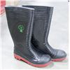 Image 1 : PAIR OF OIL KING STEEL TOE RUBBER BOOTS