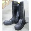 Image 1 : PAIR OF BAFFIN STEEL TOE RUBBER BOOTS
