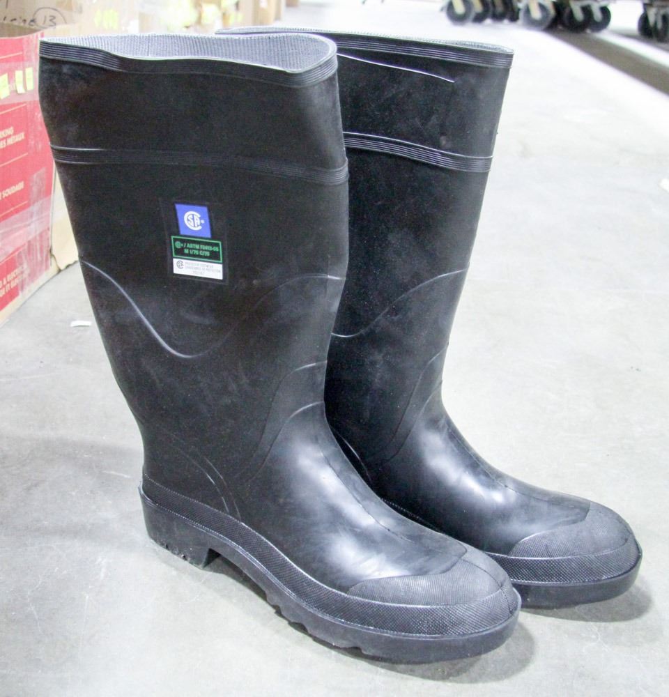 baffin steel toe rubber boots