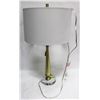 Image 1 : SHOWHOME LAMP