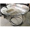 Image 1 : SHOWHOME GLASS TOP TABLE