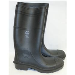 PAIR OF ONGUARD STEEL TOED RUBBER BOOTS