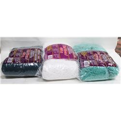 3 BAGS OF 1LB  ASSORTED COLOR 100%  ACRYLIC YARN