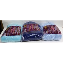 3 BAGS OF 1LB  ASSORTED COLOR 100%  ACRYLIC YARN