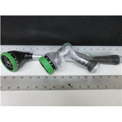 2 New Garden Hose Nozzels