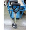 Image 2 : Garden Digging Fork & Square end Shovel