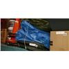 Image 1 : LOT OF 3 TARPS - 2 GREEN AND 1 BLUE
