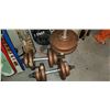 Image 2 : 2 DUMBELLS AND WEIGHT BAR