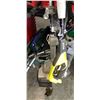 Image 2 : 2 RYOBI WEEDEATERS - 1 GAS AND 1 ELECTRIC