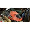 Image 2 : 2 BLACK AND DECKER ELECTRIC HEDGE TRIMMERS