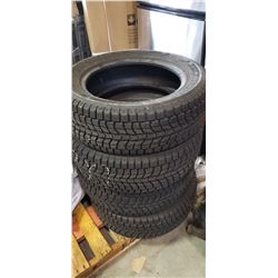 SET OF 4 DUNLOP GRAND TREK 235/60 R18 TIRES