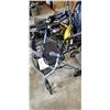 Image 1 : PRO DE3 FOLDING WALKER