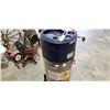Image 2 : CAR INC LIBERATOR IN HOME MEDICAL OXYGEN STORAGE TANK
