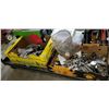 Image 1 : BOX OF DRILL BITS AND BOX OF BATHROOM HARDWARE