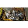 Image 2 : BOX OF DRILL BITS AND BOX OF BATHROOM HARDWARE