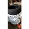 Image 2 : PIRELLI SCORPION 265/50 R20 SET OF 4 TIRES