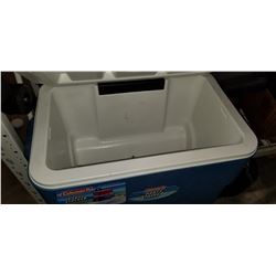 COLEMAN PARTY STACKER COOLER