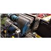 Image 3 : BLUE BENCH VICE