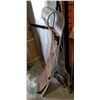 Image 1 : VINTAGE ALUMINUM SLEIGH W/ BROWN COVER