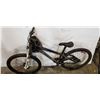 Image 3 : BLACK DEVINCI DISTRICT BIKE