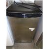Image 1 : KENMORE STAINLESS BAR FRIDGE