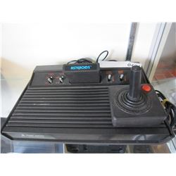 ATARI 2600 W/ CONTROLLERS AND GAME