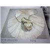 Image 3 : 2 NECKLACES W/ PENDANT, EARRINGS, AND RING