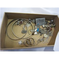 TRAY OF STERLING SILVER JEWELERY